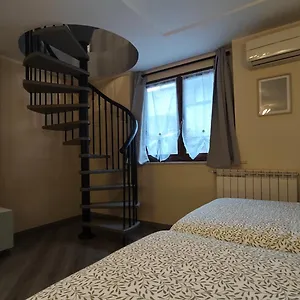 Appartement Aleph With Private Parking, Next Train Station, Côme