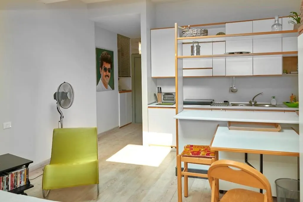 Cozy Nest Apartment Como